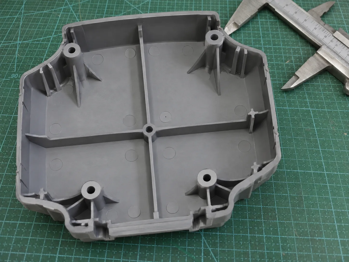 Rib and boss geometry showing warpage risk in an injection molded prototype